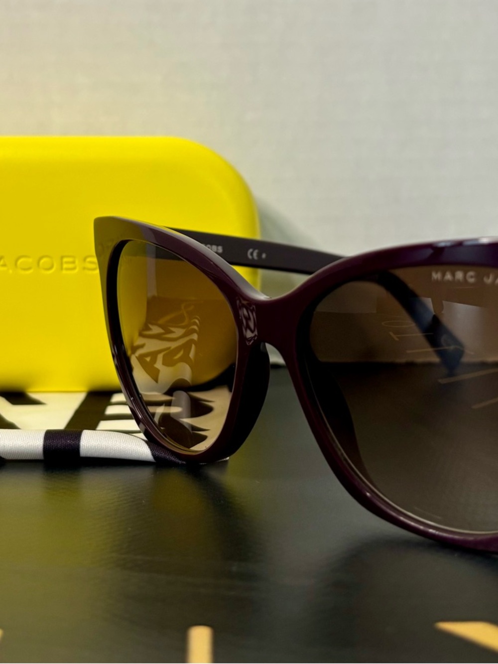 Authentic MARC JACOBS Plum Cat-Eye Sunglasses - New with Packaging